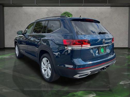 2022 Volkswagen Atlas 3.6L SE w/Technology