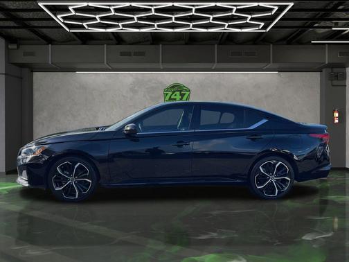 2024 Nissan Altima SR FWD