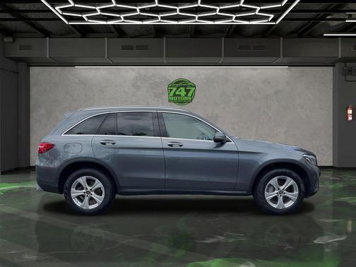 2018 Mercedes-Benz GLC 300 Base