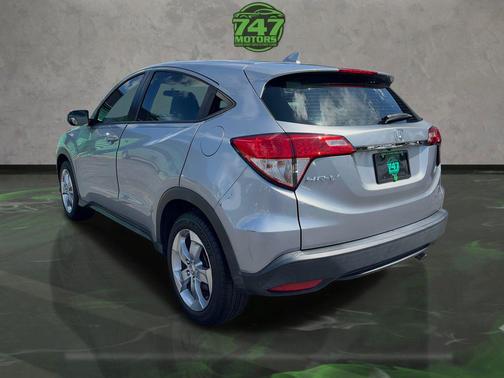 2021 Honda HR-V LX