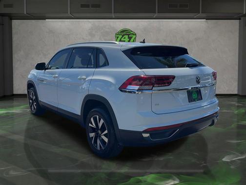 2022 Volkswagen Atlas Cross Sport 2.0T SE
