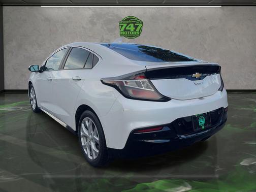 2018 Chevrolet Volt Premier