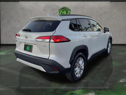 2022 Toyota Corolla Cross LE