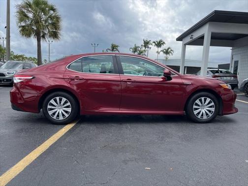 2020 Toyota Camry LE