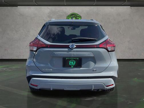 2021 Nissan Kicks SV