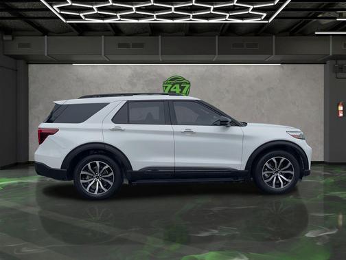 2020 Ford Explorer ST