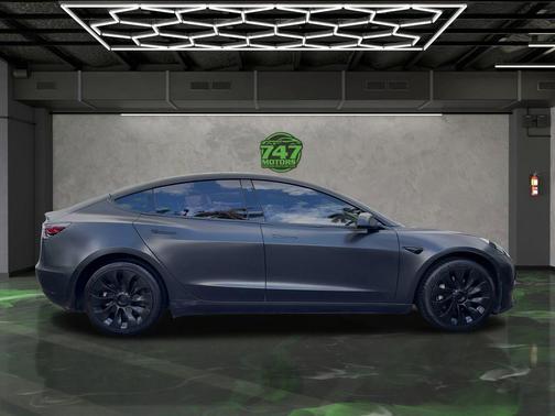 2023 Tesla Model 3 Standard Range