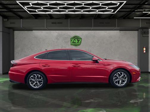 2021 Hyundai SONATA SEL