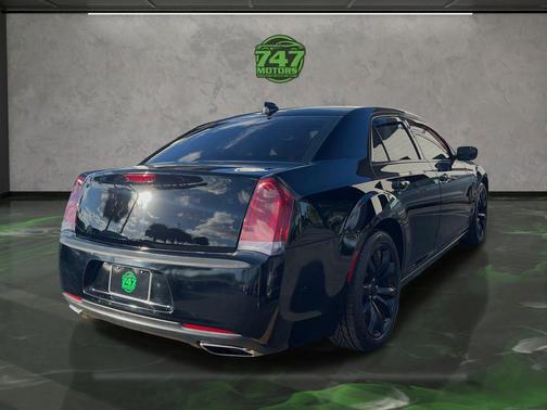 2020 Chrysler 300 Limited