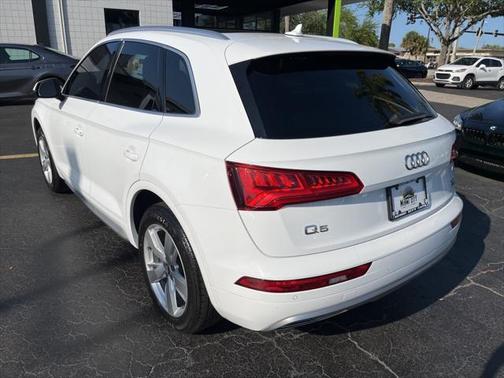 2018 Audi Q5 2.0T Tech Premium