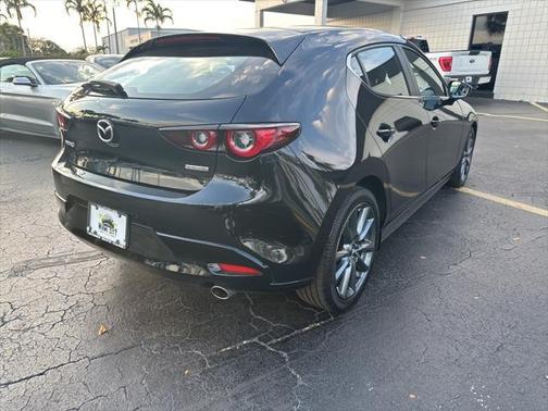 2022 Mazda Mazda3 FWD w/Select Package