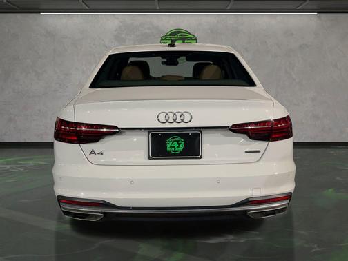 2022 Audi A4 40 Premium