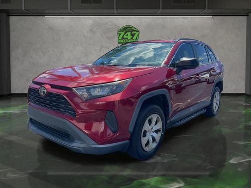 2019 Toyota RAV4 LE