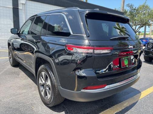 2023 Jeep Grand Cherokee 4xe Base
