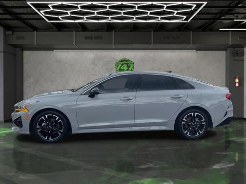 2022 Kia K5 GT-Line