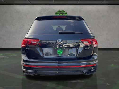 2022 Volkswagen Tiguan 2.0T SE R-Line Black