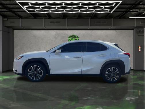 2019 Lexus UX 200 Base
