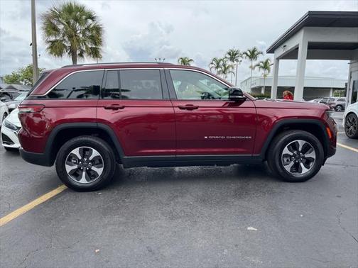 2023 Jeep Grand Cherokee 4xe Base