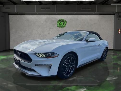 2022 Ford Mustang EcoBoost Premium