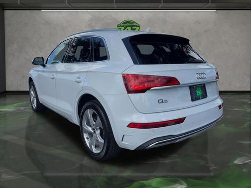 2021 Audi Q5 45 Premium Plus