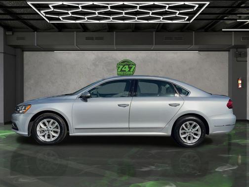 2017 Volkswagen Passat 1.8T S