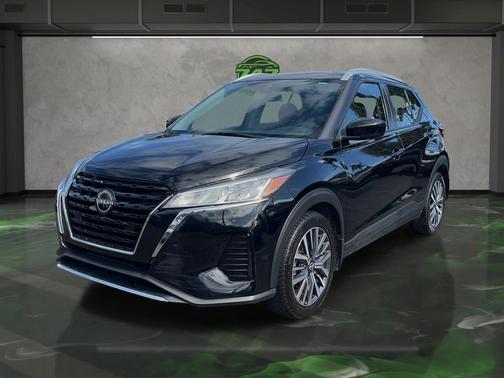 2022 Nissan Kicks SV