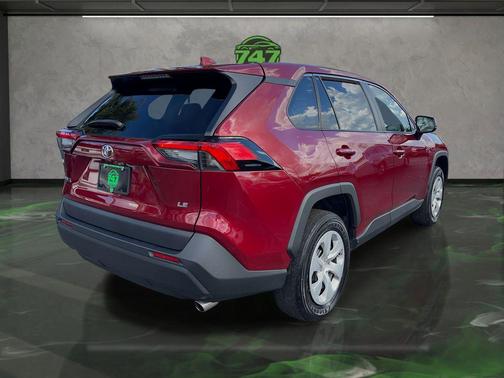 2023 Toyota RAV4 LE