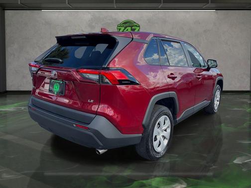2023 Toyota RAV4 LE