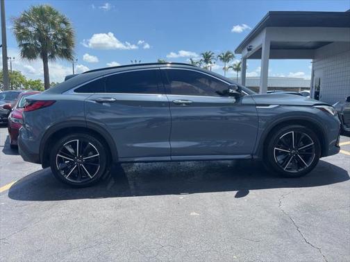 2022 INFINITI QX55 LUXE