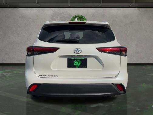 2021 Toyota Highlander L