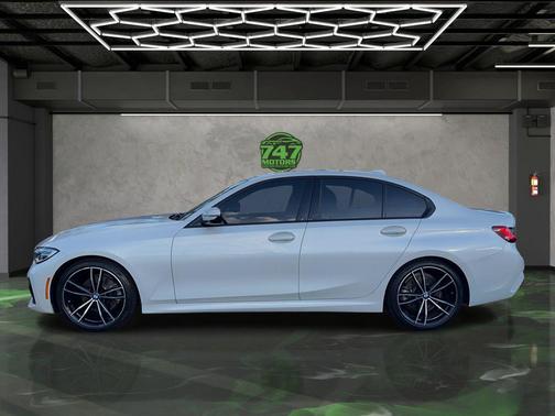 2019 BMW 330 330i