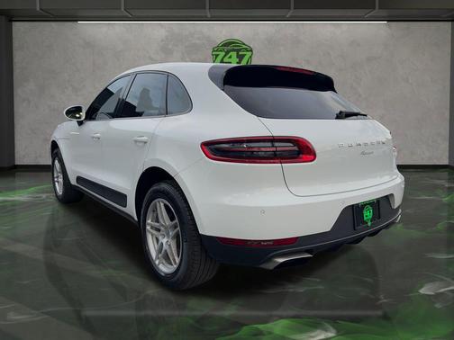 2018 Porsche Macan 