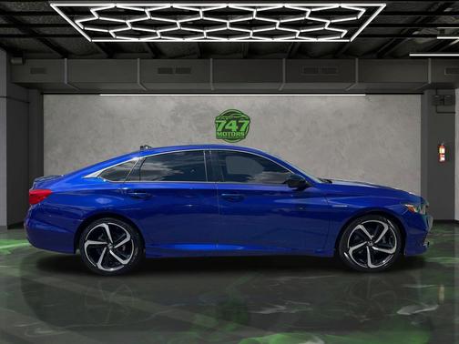 2022 Honda Accord Hybrid Base