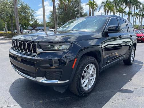 2022 Jeep Grand Cherokee L Laredo