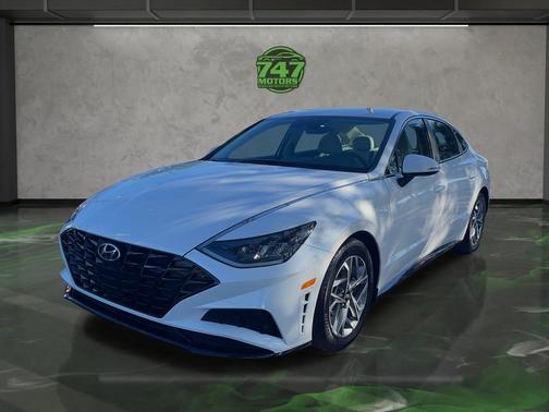 2022 Hyundai SONATA SEL