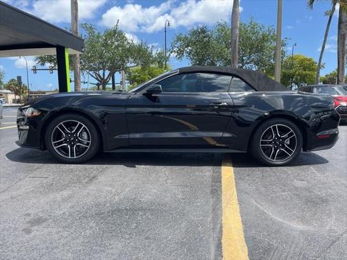 2022 Ford Mustang EcoBoost Premium