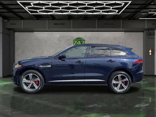 2018 Jaguar F-PACE S