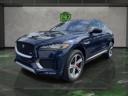 2018 Jaguar F-PACE S