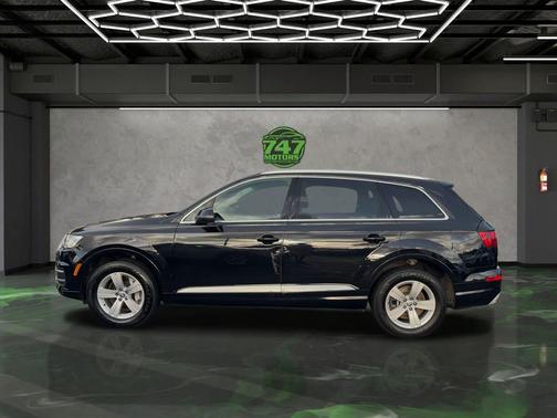 2019 Audi Q7 45 Premium Plus