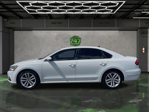 2019 Volkswagen Passat 2.0T Wolfsburg Edition