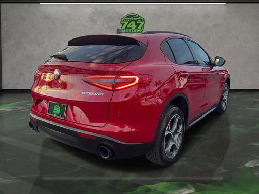 2023 Alfa Romeo Stelvio Sprint RWD