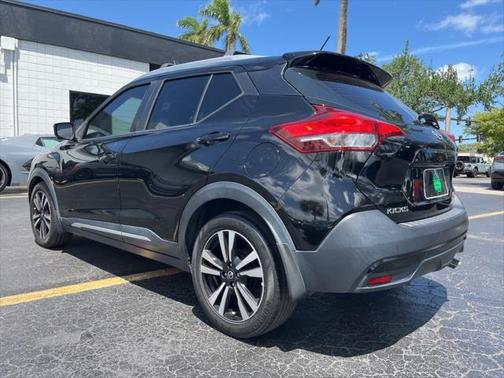 2019 Nissan Kicks SR