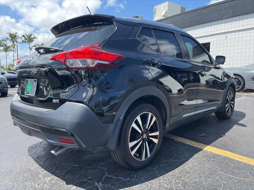 2019 Nissan Kicks SR