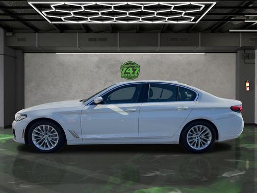 2021 BMW 530 xDrive