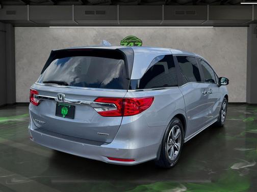 Gray 2018 Honda Odyssey Touring
