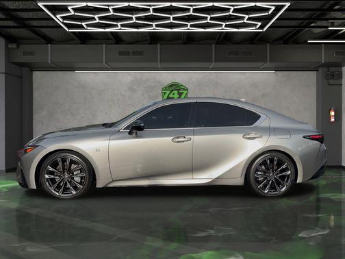 2022 Lexus IS 350 Base