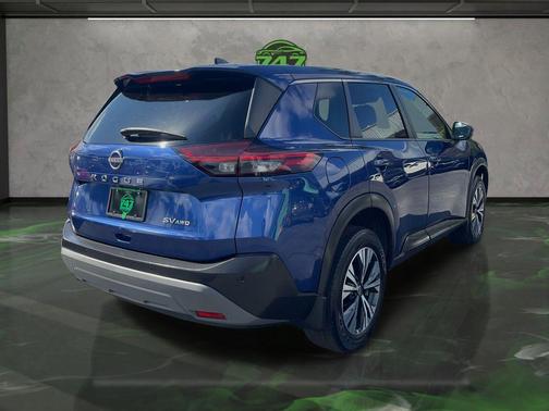 2022 Nissan Rogue SV