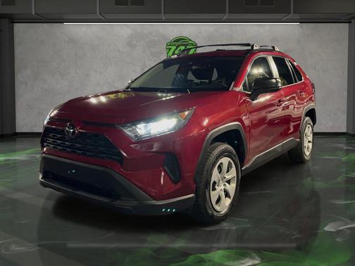 2020 Toyota RAV4 LE