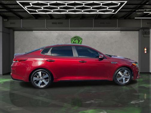 2019 Kia Optima S