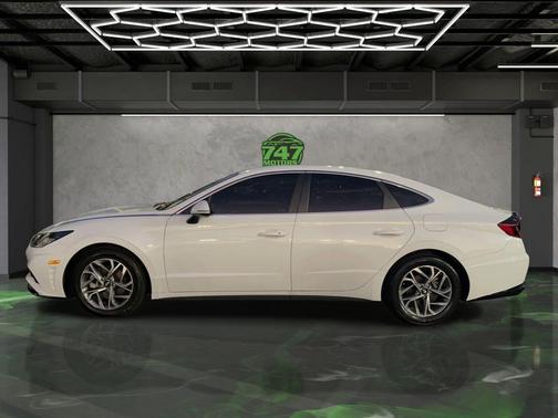 2021 Hyundai SONATA SEL